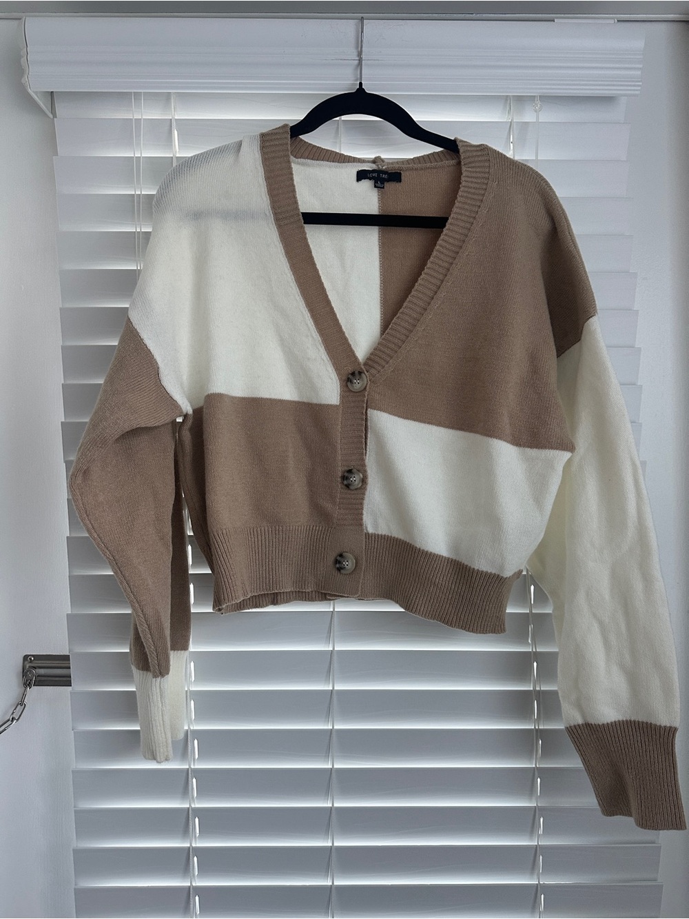 Love Tree Two-Tone V-Neck Cropped Cardigan - Cream & Tan